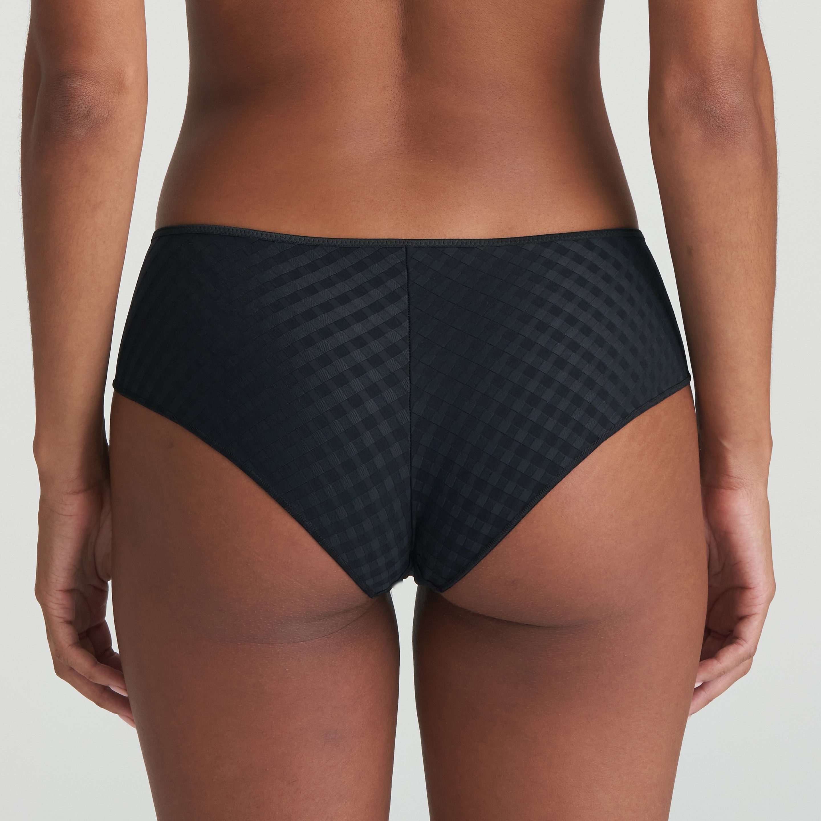 AVERO Hotpants