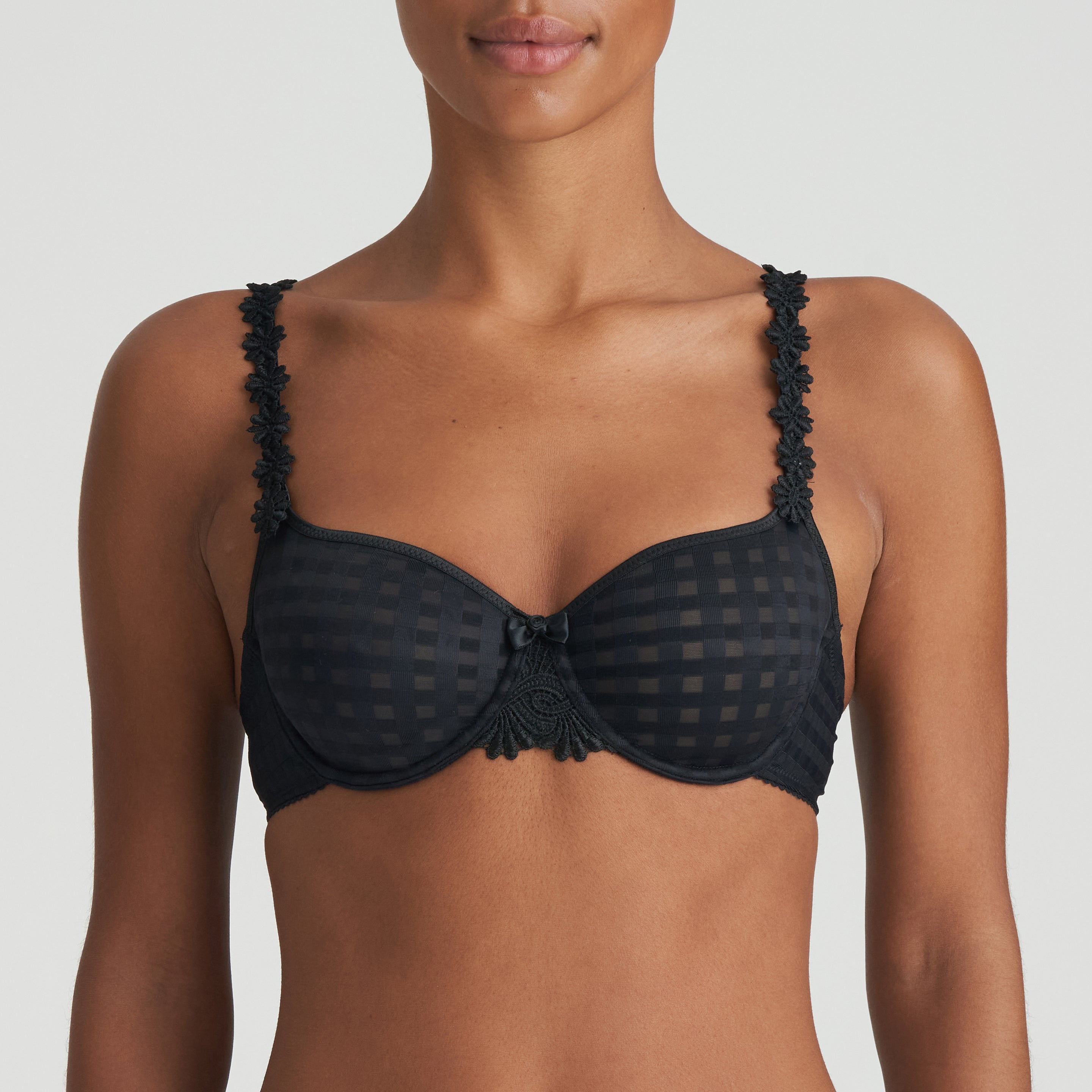 AVERO Vollschalen-BH nahtlos