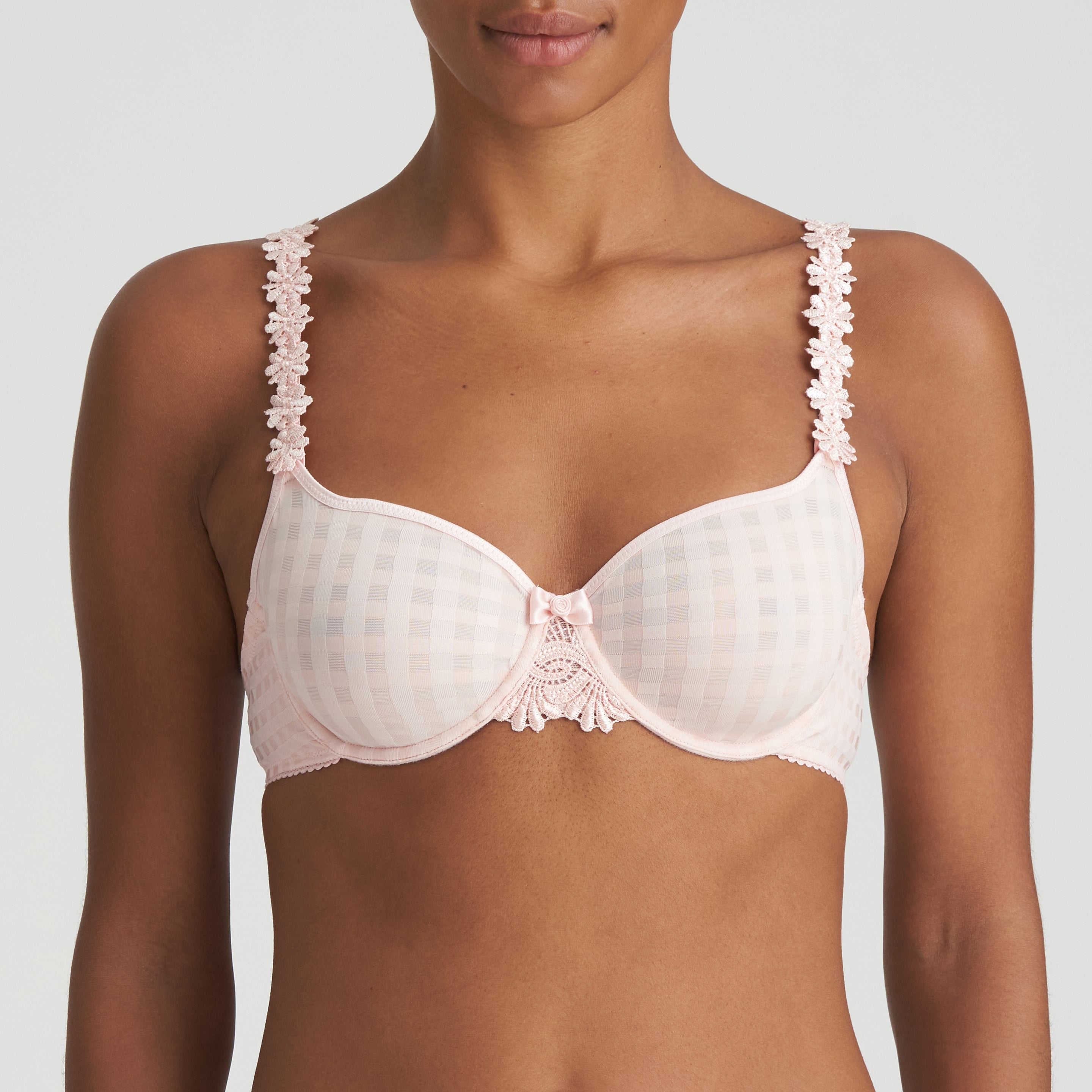 AVERO Vollschalen-BH nahtlos