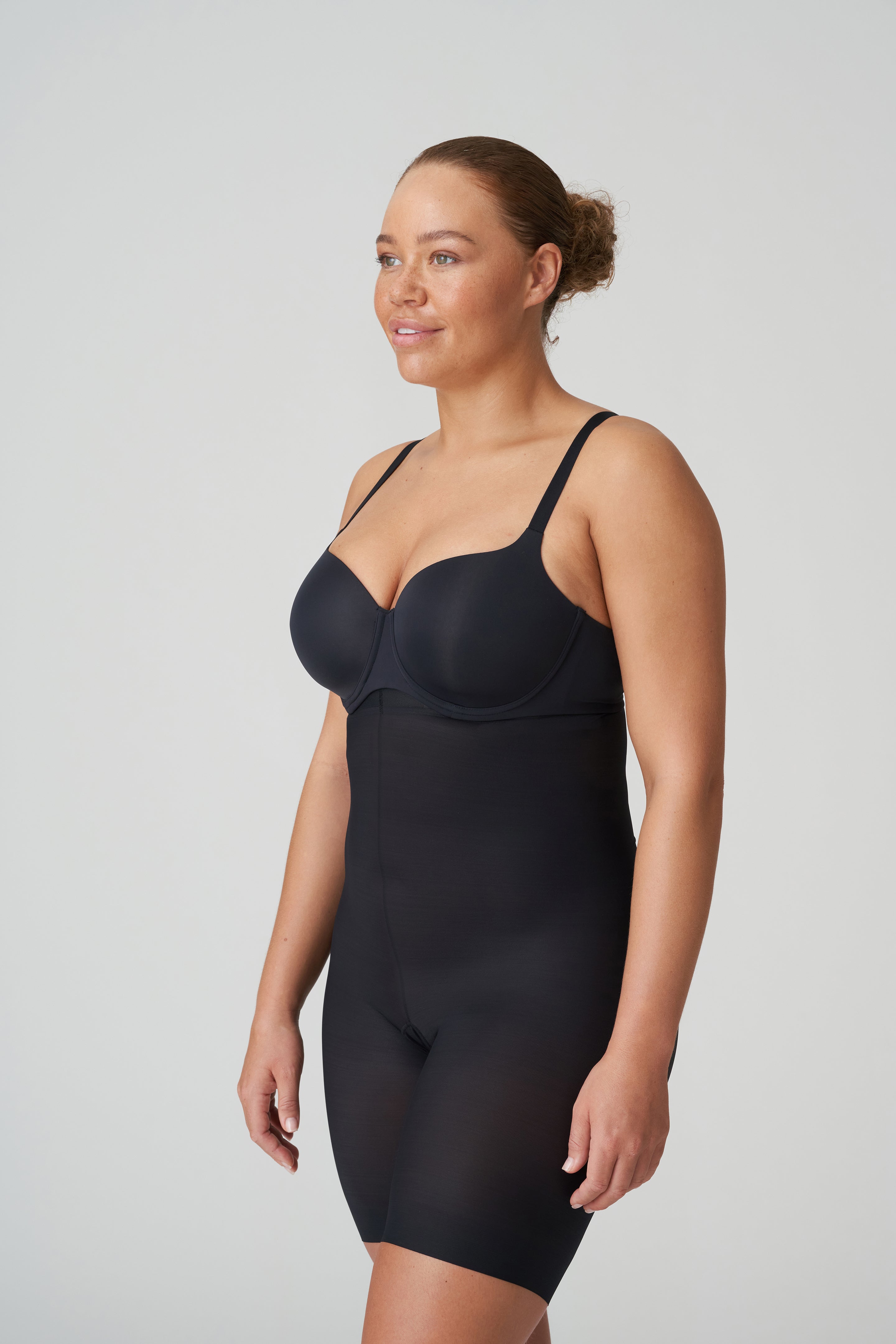 FIGURAS Glättender Slip mit Beinen