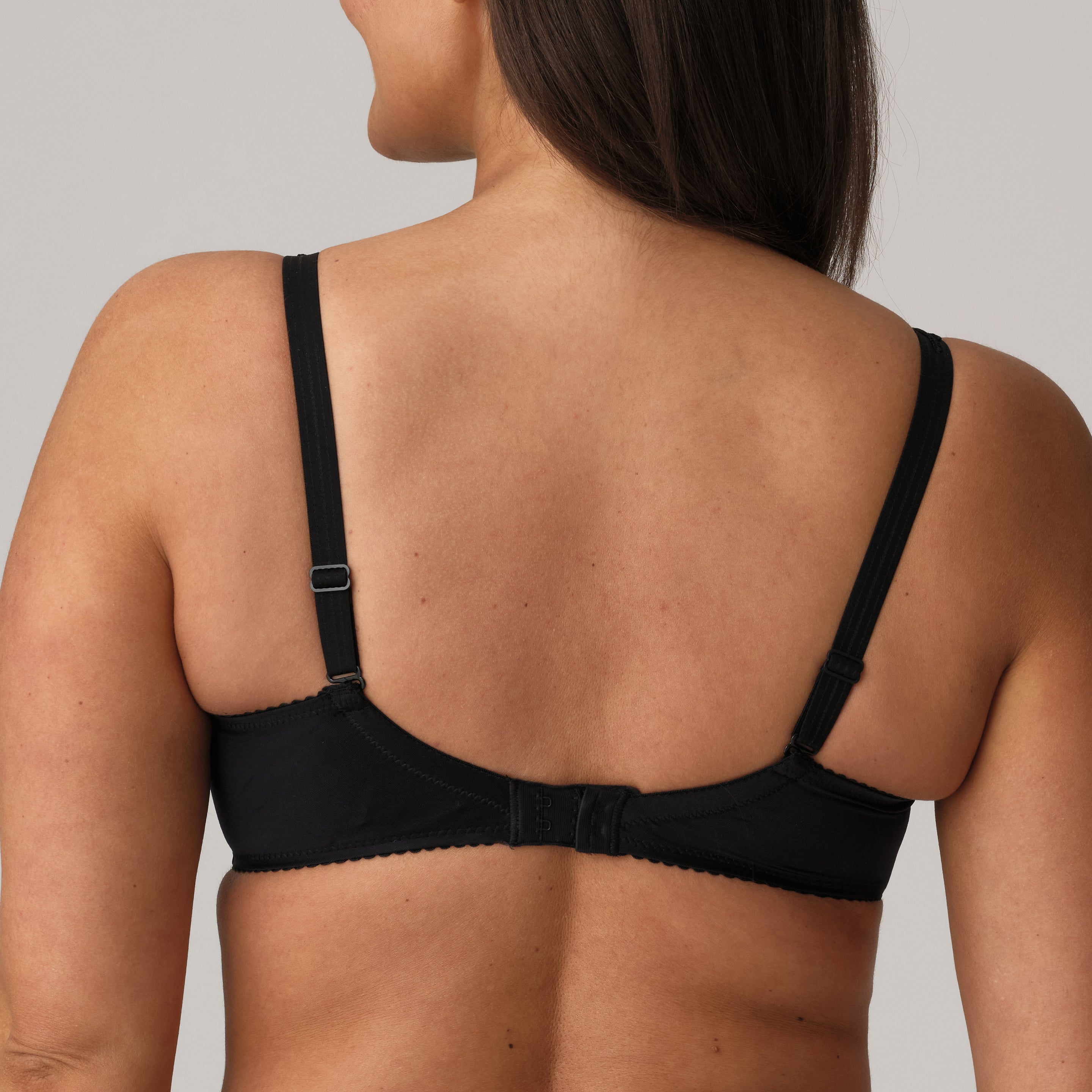 SATIN Vollschalen-BH nahtlos