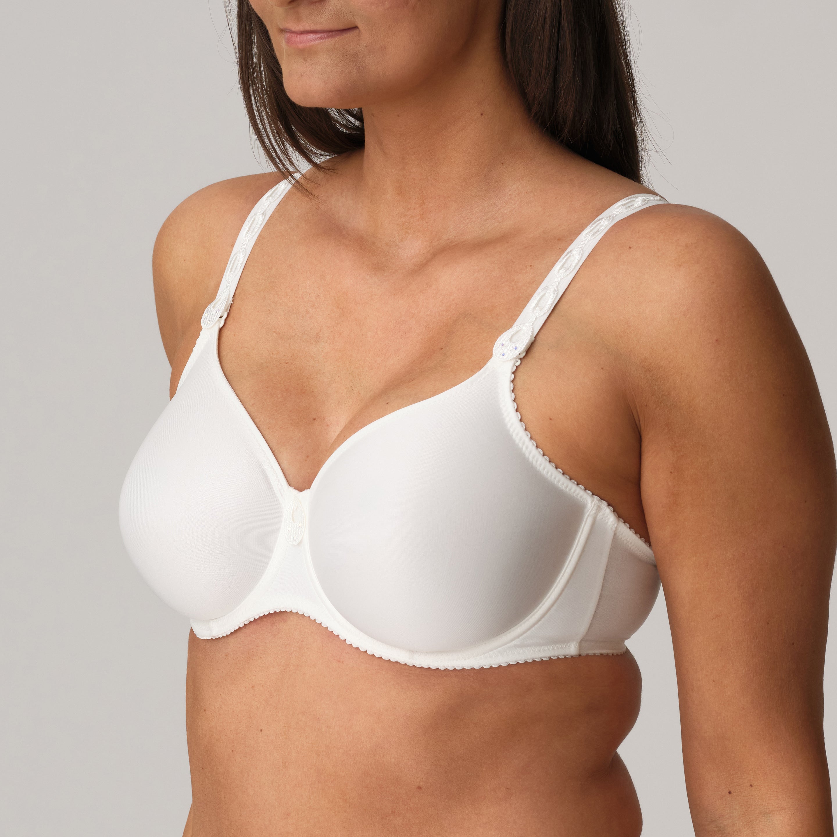 SATIN Vollschalen-BH nahtlos