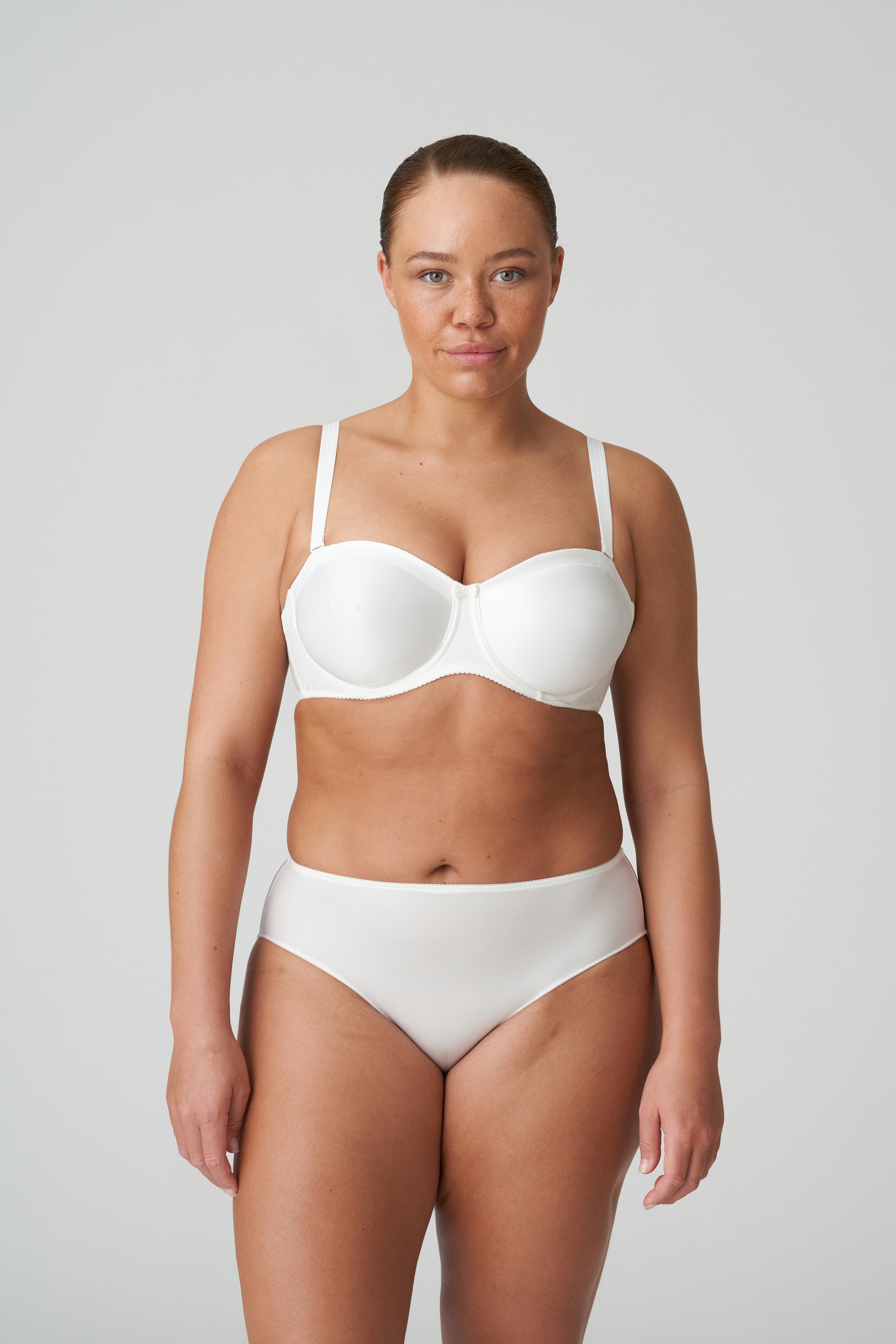 SATIN Trägerloser BH